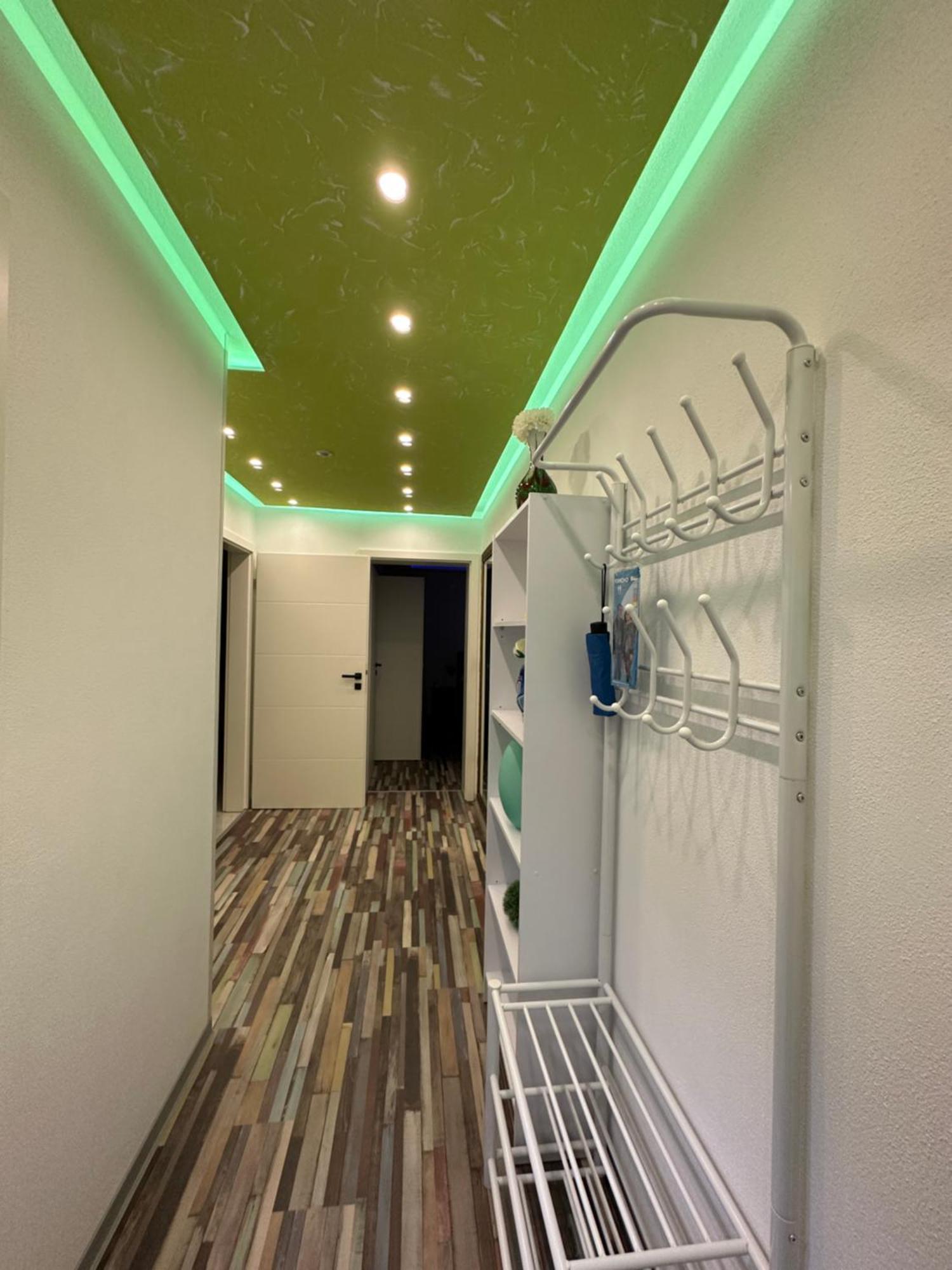 Modern Neuburg P - - 2 Zimmer, Komfort, Balkon, Wi-fi, Smart Tv, Grosse Dusche, Kueche Apartment Neuburg an Der Donau